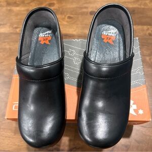 Dansko Pro XP Black Clogs Size 8